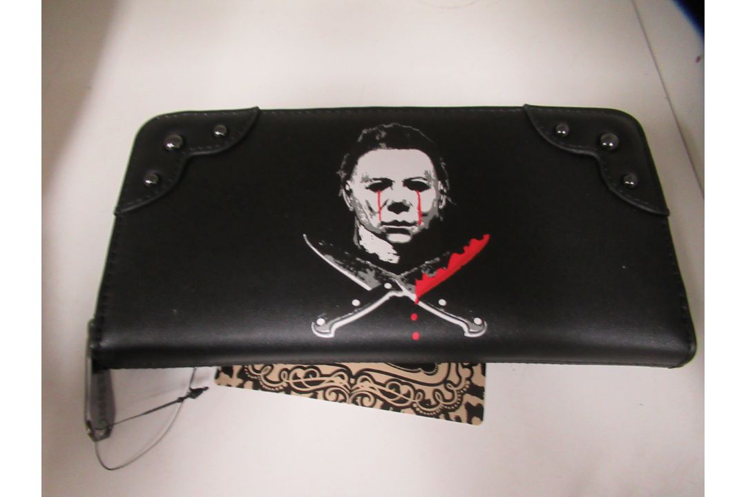 Box of faux leather goods including compacts, coffin wallet, coin pouches etc - Image 4 of 7