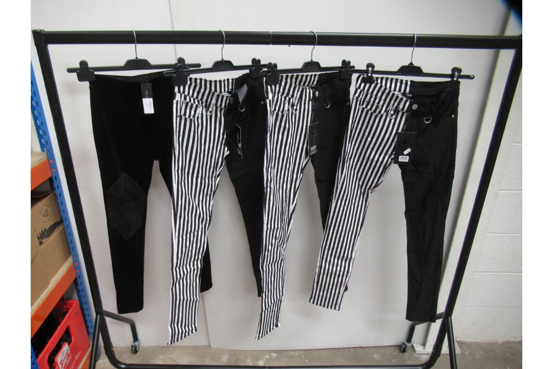 Approx 20x 'Alternative' pairs of Trousers in various designs, Sizes XS-XL - Image 5 of 5