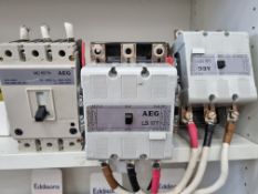 3x AEG Controllers