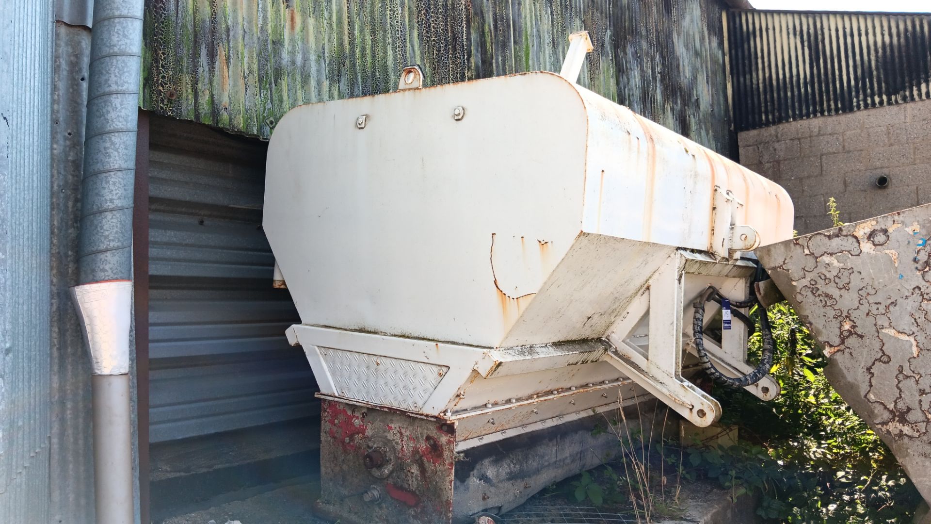 Unbadged hydraulic spreader unit - Image 2 of 4