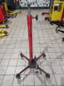 Treadle operated hydraulic telescopic Jack