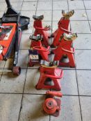 5x axle stands and 1 bottle jack