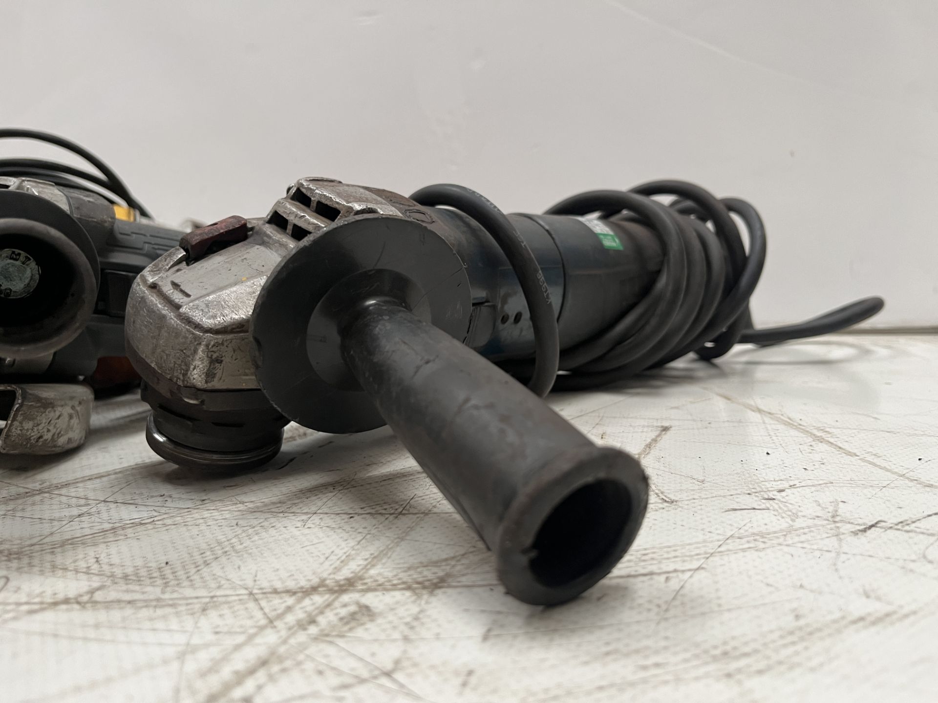 4x 110V powered angle grinders - Image 2 of 5