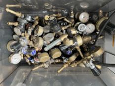 Box of gauged gas regulators