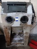 Shot blast cabinet and extraction unit