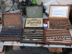 5 Boxes of calibration gauges