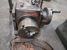 Dividing head for milling machine