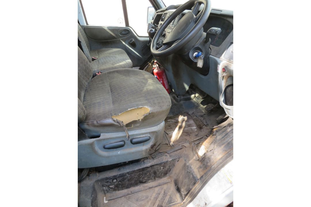 2014 Ford Transit 100 T350 RWD Euro 5 Tipper. YT14 WFZ - Image 11 of 15