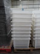 17 x plastic stackable storage baskets (395mm x 595mm x 400mm)