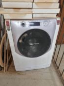 Hotpoint Aqualtis Super Silent Washer/Dryer