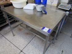 Stainless steel prep table
