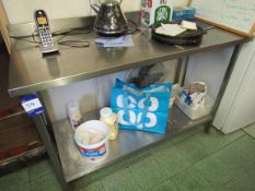 Stainless steel prep table