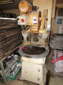 Peerless Ericson omatic pie machine will quantity of dies. Serial Number 05/44/J