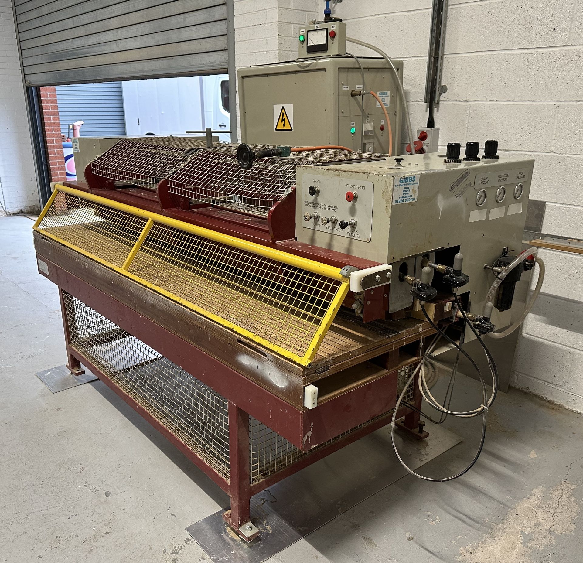 Gibbs Sandtech RF Lipping Machine, panel support table included
