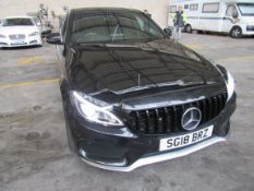 MERCEDES-BENZ C250 AMG Line Prem+ D 4Matic A Hatchback with Reverse Camera, Panoramic Roof, Electric