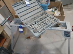 Bosch GTA 2600 Workbench/Mitre Saw Stand & Draper Socket Set