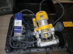 DeWalt D26204 GB 230v Plunge Router