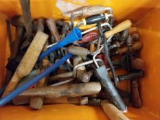 Quantity of hand tools