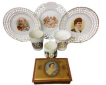 Commemorative - a pair of Continental ribbon plates, printed with King Edward VII and Queen