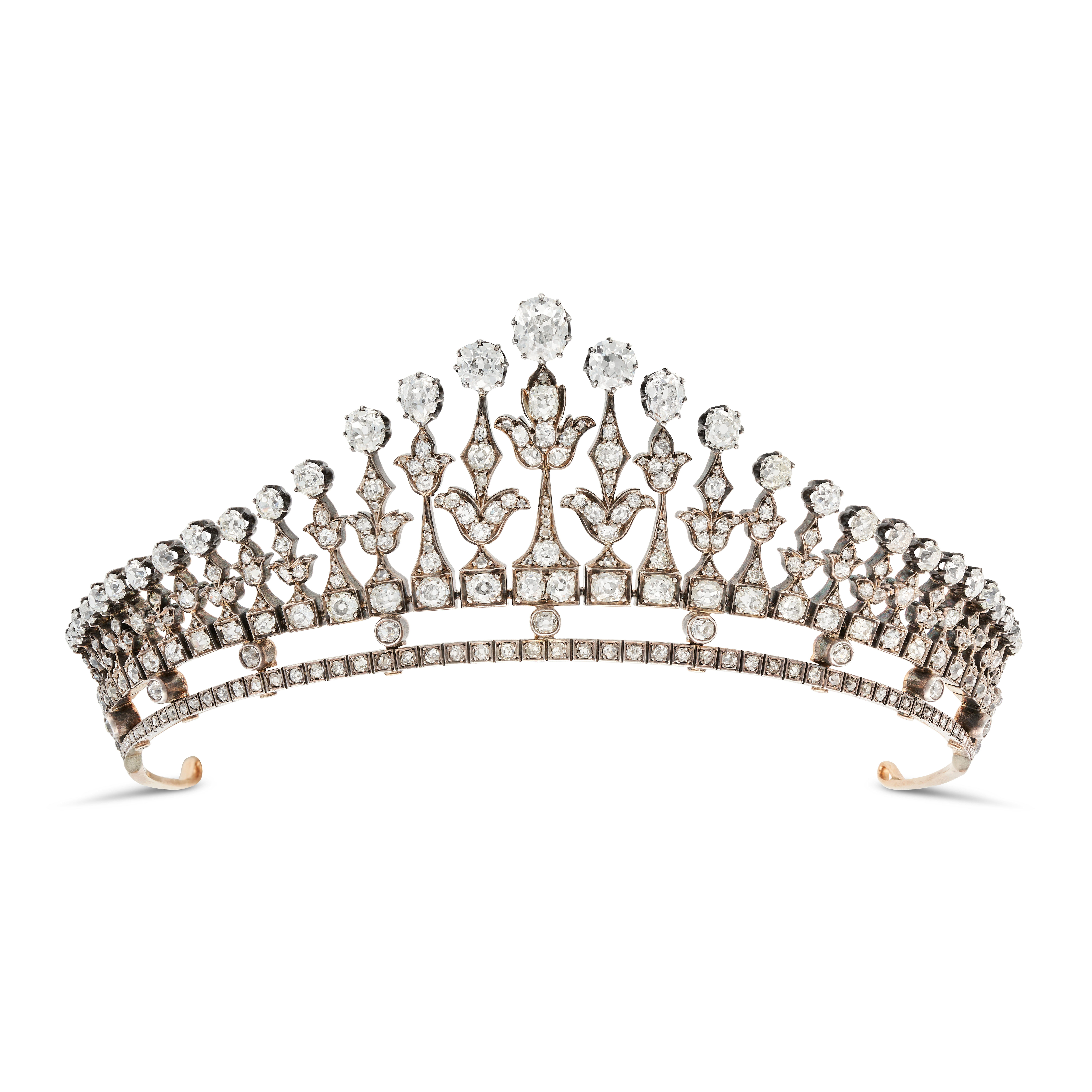 AN IMPORTANT ANTIQUE DIAMOND TIARA, 19TH CENTURY in yellow gold and silver, set with a row of gra...