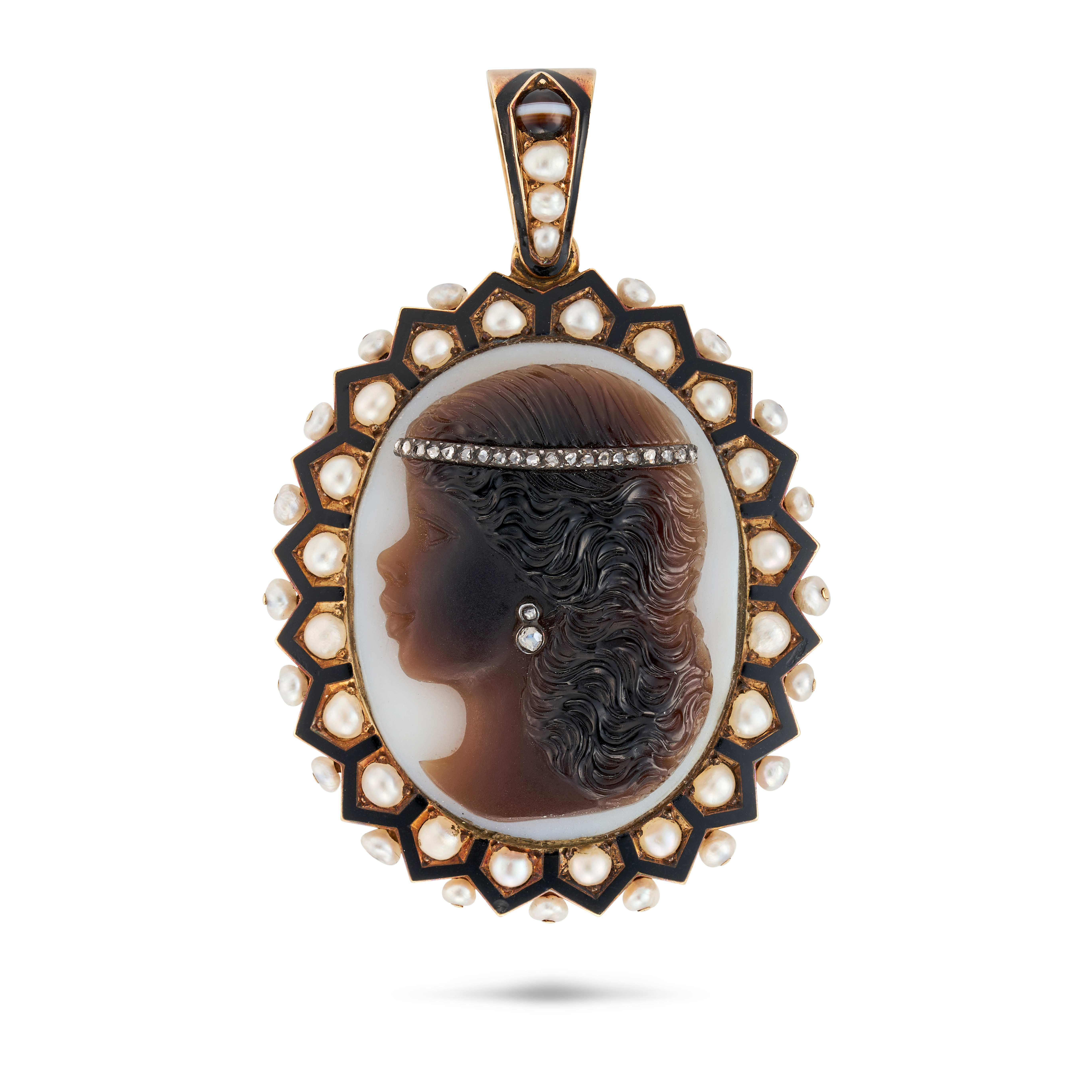 A FINE ANTIQUE BANDED AGATE, DIAMOND, PEARL AND ENAMEL PENDANT in yellow gold, set with an oval b...