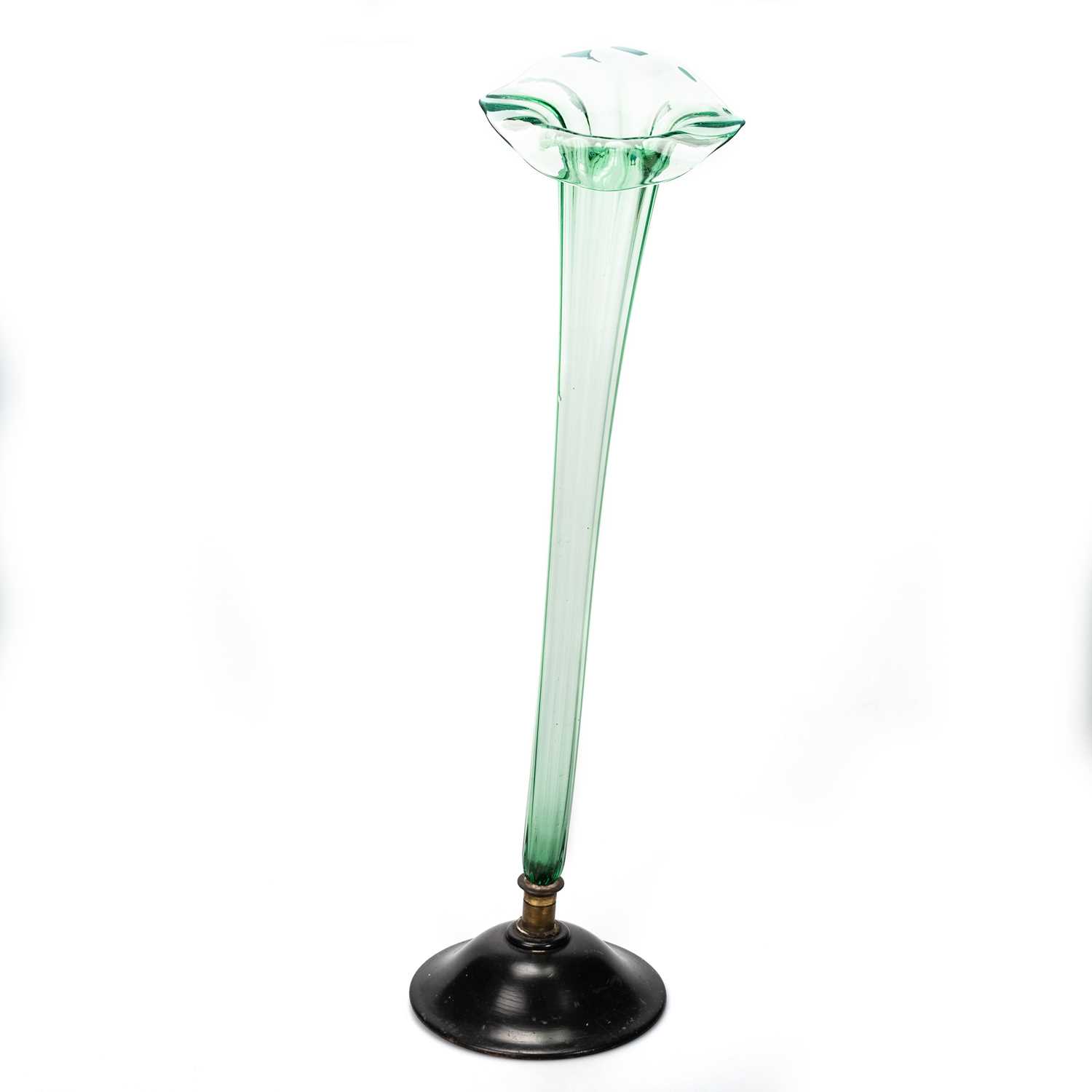 A TALL ART NOUVEAU GREEN GLASS VASE