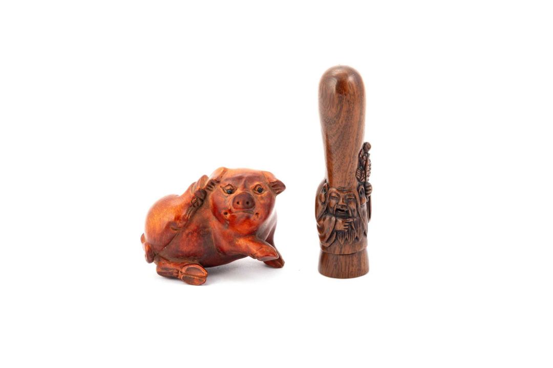 TWO JAPANESE FRUITWOOD NETSUKES - Image 1 of 2
