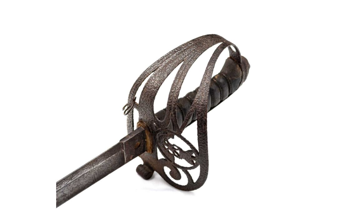 A VICTORIAN WEST YORK IIIRD RIFLE VOLUNTEERS 1827 PATTERN OFFICERS SWORD - Image 6 of 6