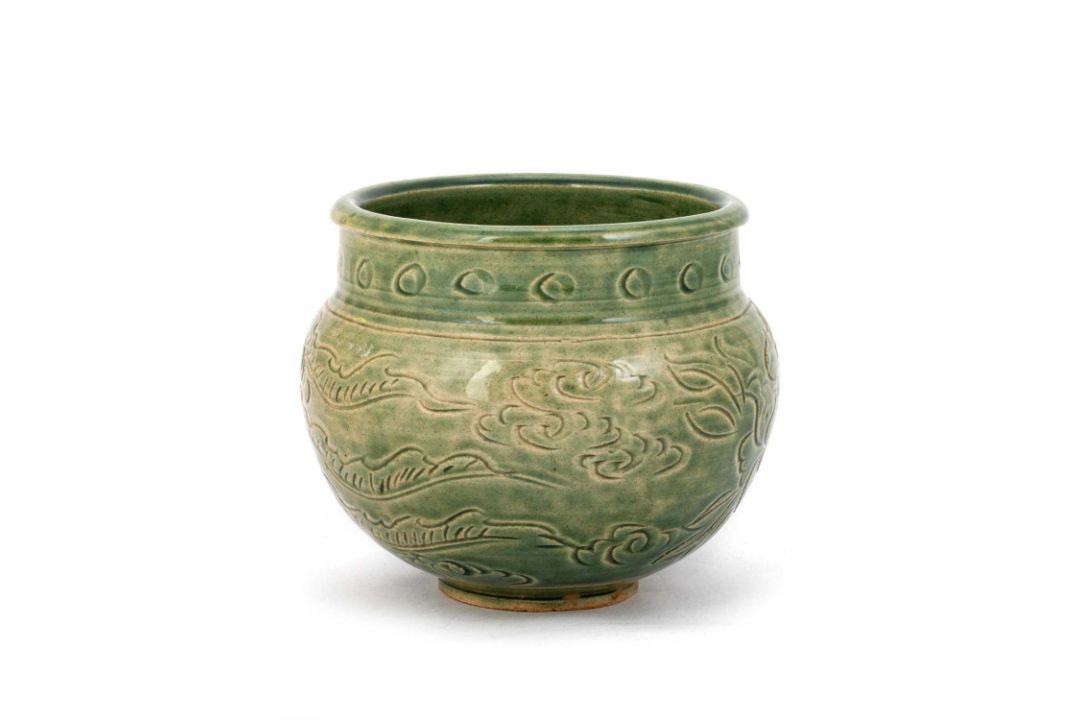 A CHINESE MOULDED CELADON CENSER - Image 2 of 4