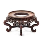 A CHINESE ROSEWOOD VASE OR BOWL STAND, LATE QING DYNASTY