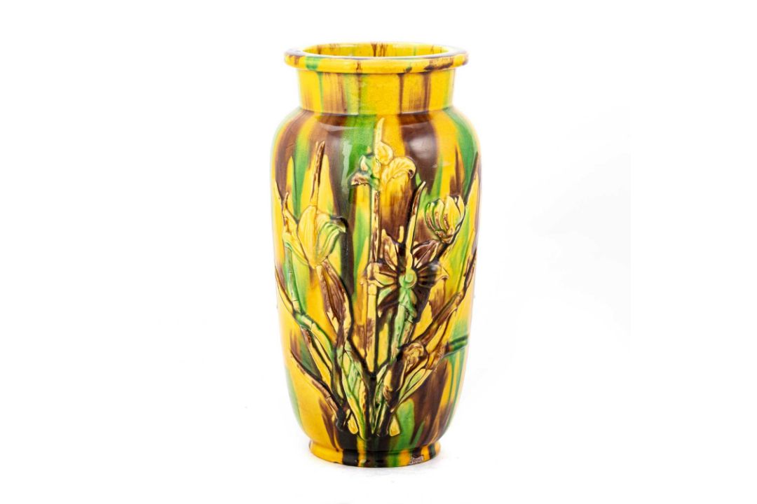 A SANCAI-GLAZED VASE, POSSIBLY AWAJI, EARLY 20TH CENTURY - Image 1 of 2