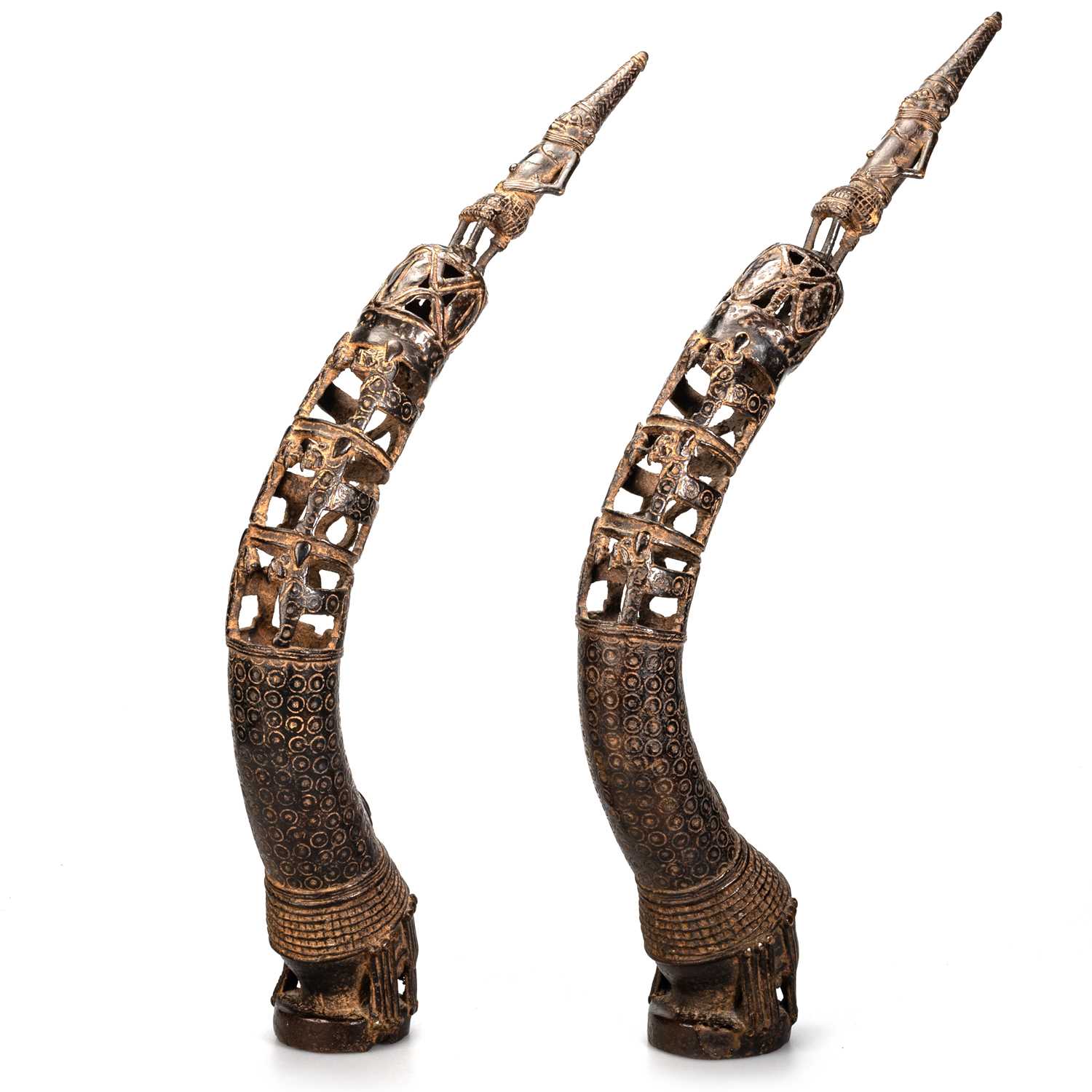 A PAIR OF BENIN BRONZE ALTAR HEADS - Image 2 of 13