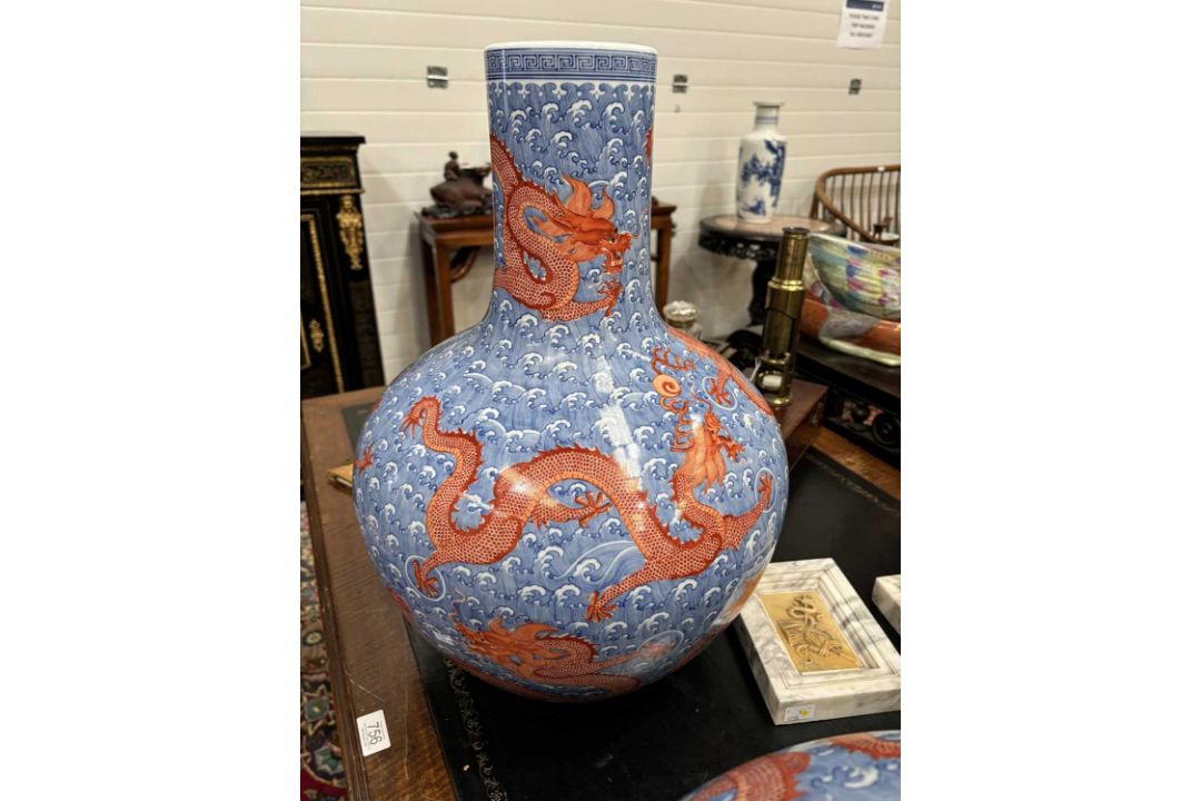 A LARGE PAIR OF CHINESE UNDERGLAZE BLUE AND IRON-RED DRAGON VASES, TIANQIUPING - Image 7 of 8