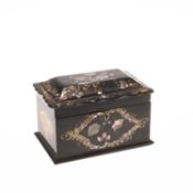 A VICTORIAN PAPIER-MÂCHÉ TEA CADDY