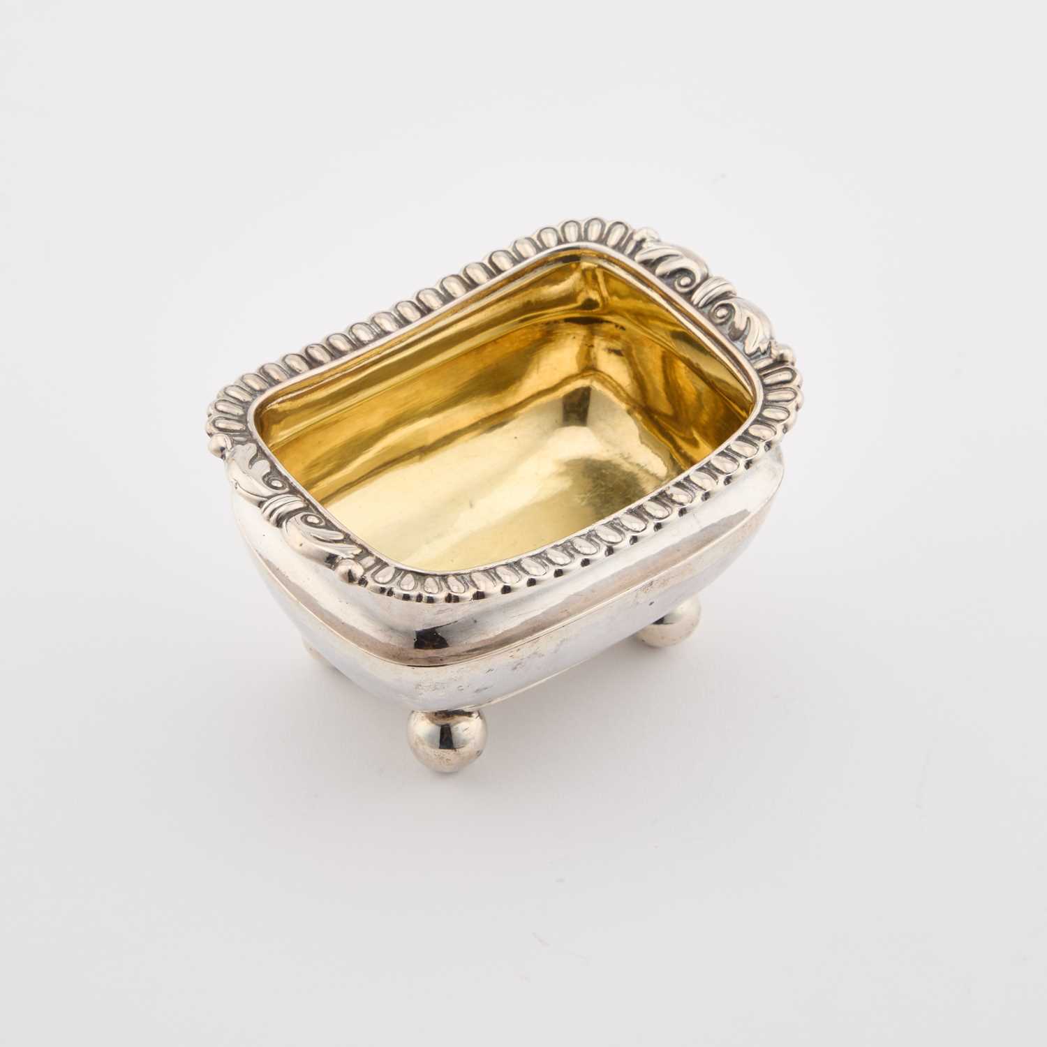 A GEORGE III SILVER SALT - Image 3 of 3