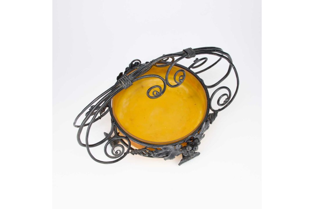 A MULLER FRÈRES GLASS BOWL IN AN IRONWORK STAND - Image 2 of 3