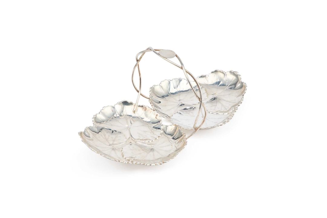 AN AMERICAN STERLING SILVER DOUBLE-DISH - Image 1 of 4