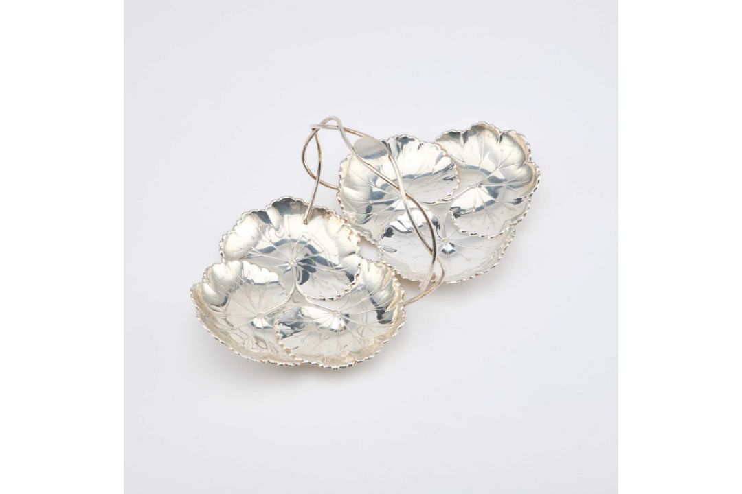 AN AMERICAN STERLING SILVER DOUBLE-DISH - Image 2 of 4