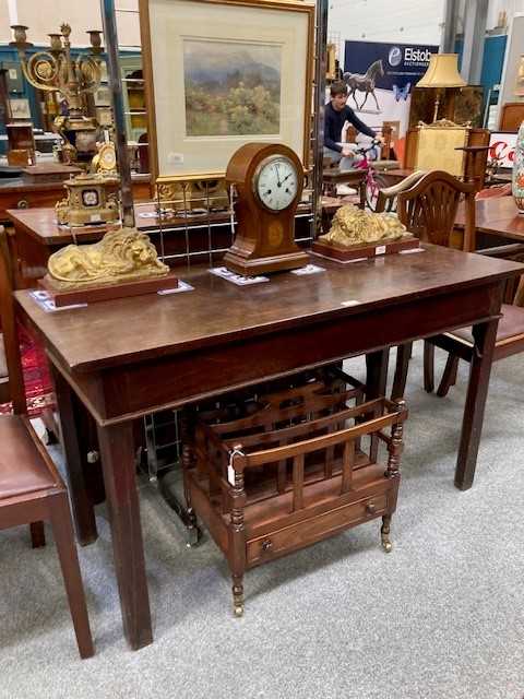 A GEORGE III MAHOGANY SIDE TABLE, IN CHIPPENDALE STYLE - Image 4 of 5