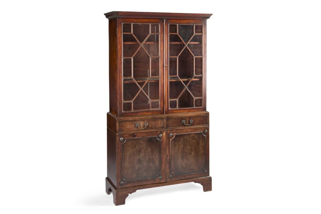 A GEORGE III MAHOGANY BOOKCASE CABINET