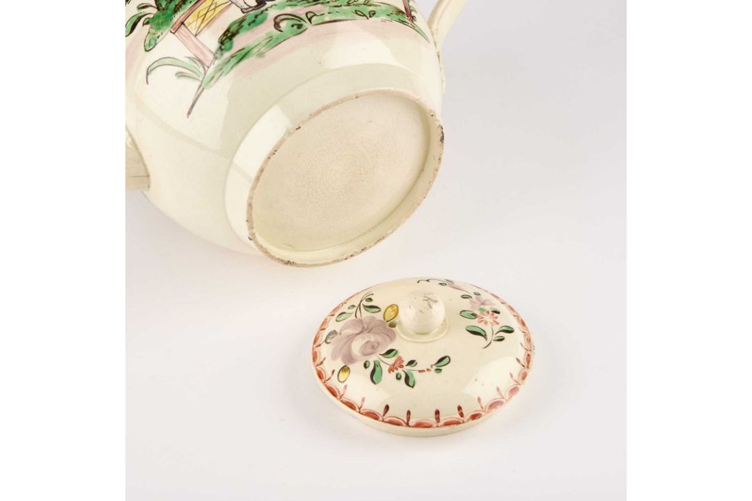 A LARGE LEEDS CREAMWARE TEAPOT AND COVER, CIRCA 1770 - Image 2 of 3