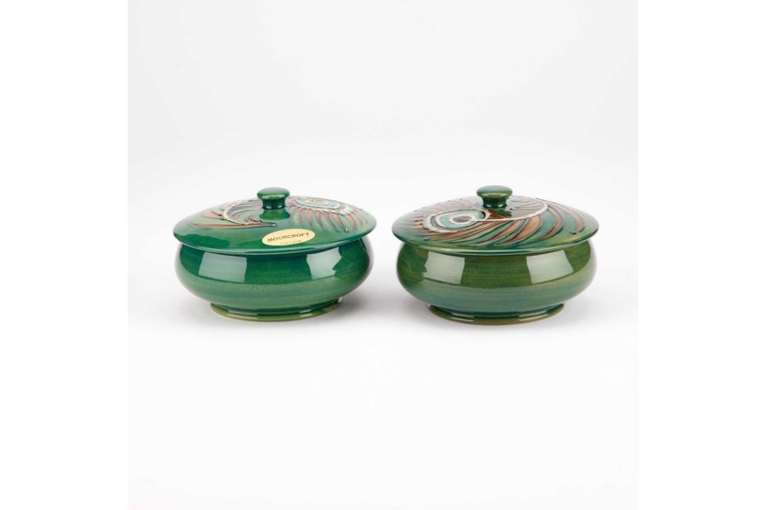A PAIR OF MOORCROFT POTTERY POWDER BOWLS AND COVERS, DESIGNED BY SALLY TUFFIN FOR LIBERTY & CO - Image 4 of 6
