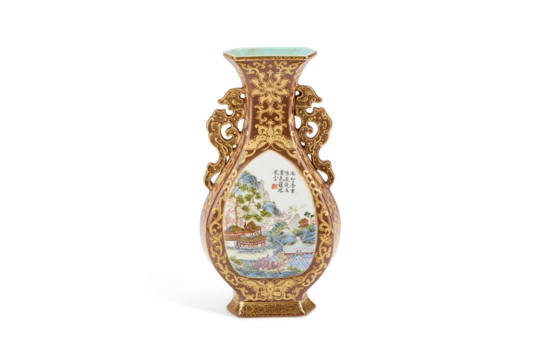 A CHINESE FAUX BRONZE PORCELAIN VASE - Image 1 of 7