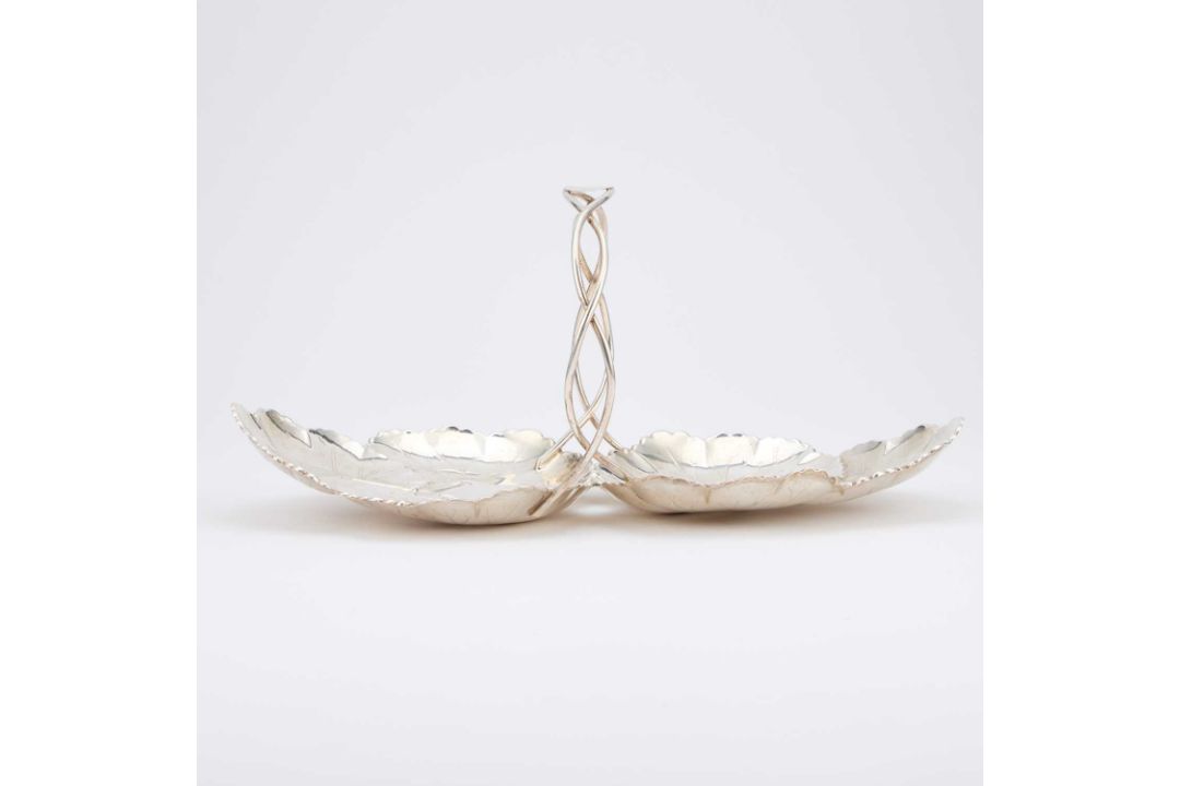 AN AMERICAN STERLING SILVER DOUBLE-DISH - Image 3 of 4