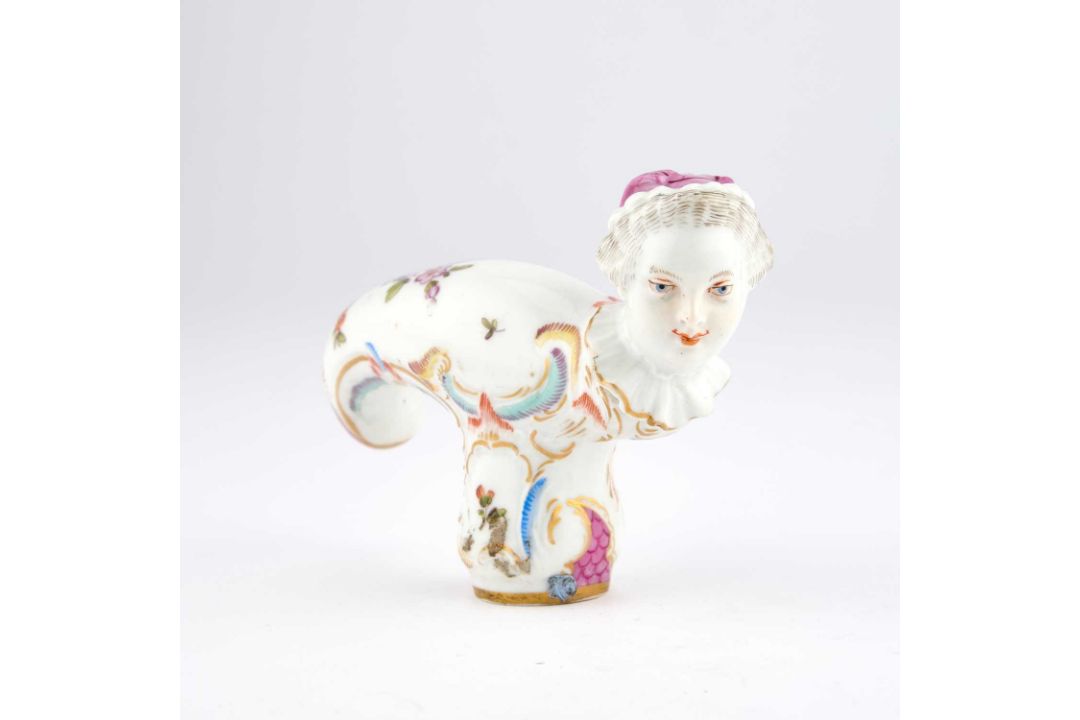 A MEISSEN PORCELAIN 'FRAUENKOPF' CANE HANDLE - Image 3 of 4