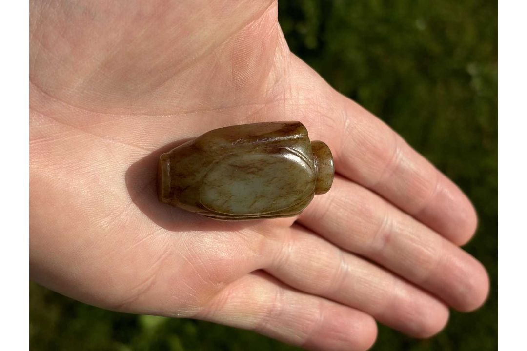 THREE PIECES OF CHINESE JADE - Image 2 of 11
