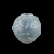 RENÉ LALIQUE (FRENCH, 1860-1945), 'FORMOSE', A VASE, DESIGNED 1924