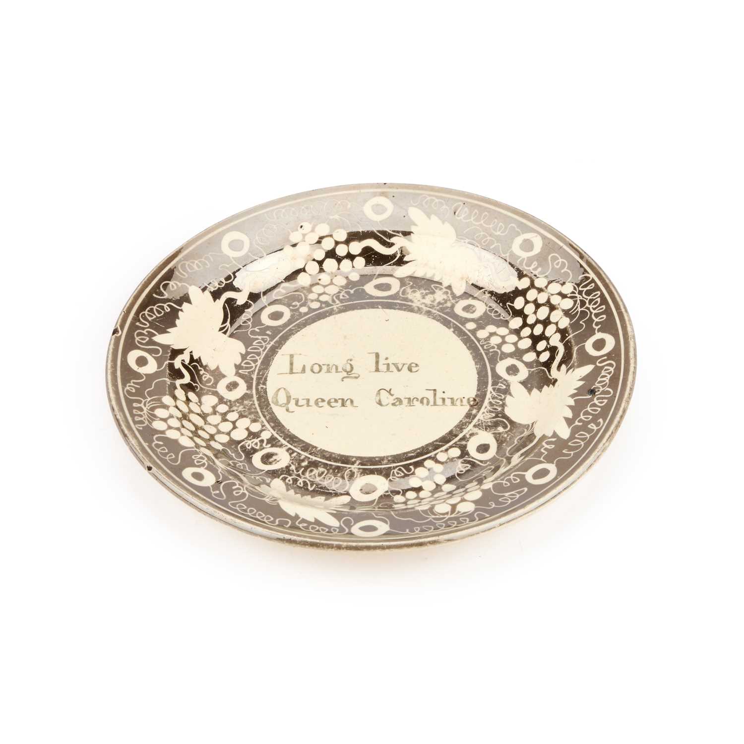 A SUNDERLAND SILVER LUSTRE COMMEMORATIVE PLATE, CIRCA 1820