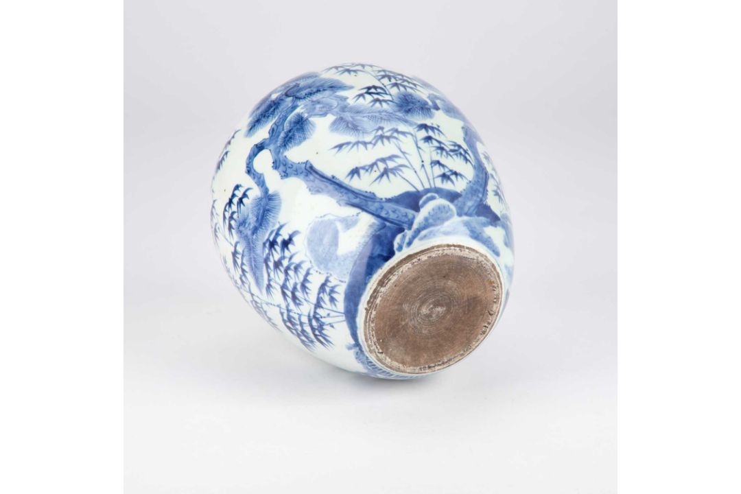 A CHINESE BLUE AND WHITE JAR - Image 3 of 3