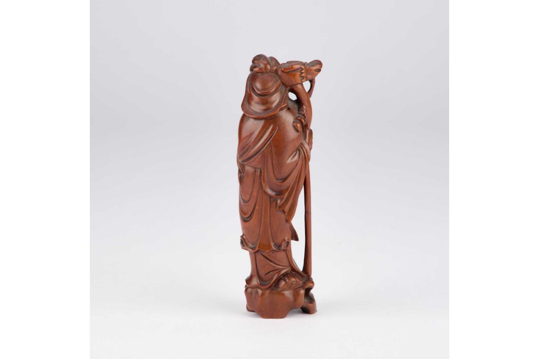 A 19TH CENTURY CARVED BOXWOOD FIGURE OF A SAGE - Image 2 of 3